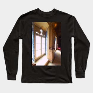 windows in perspective Long Sleeve T-Shirt